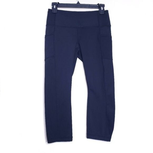 Yogalicious Black Cropped Capri Leggings Athletic Yoga Pants Women's Size Medium - Picture 1 of 9